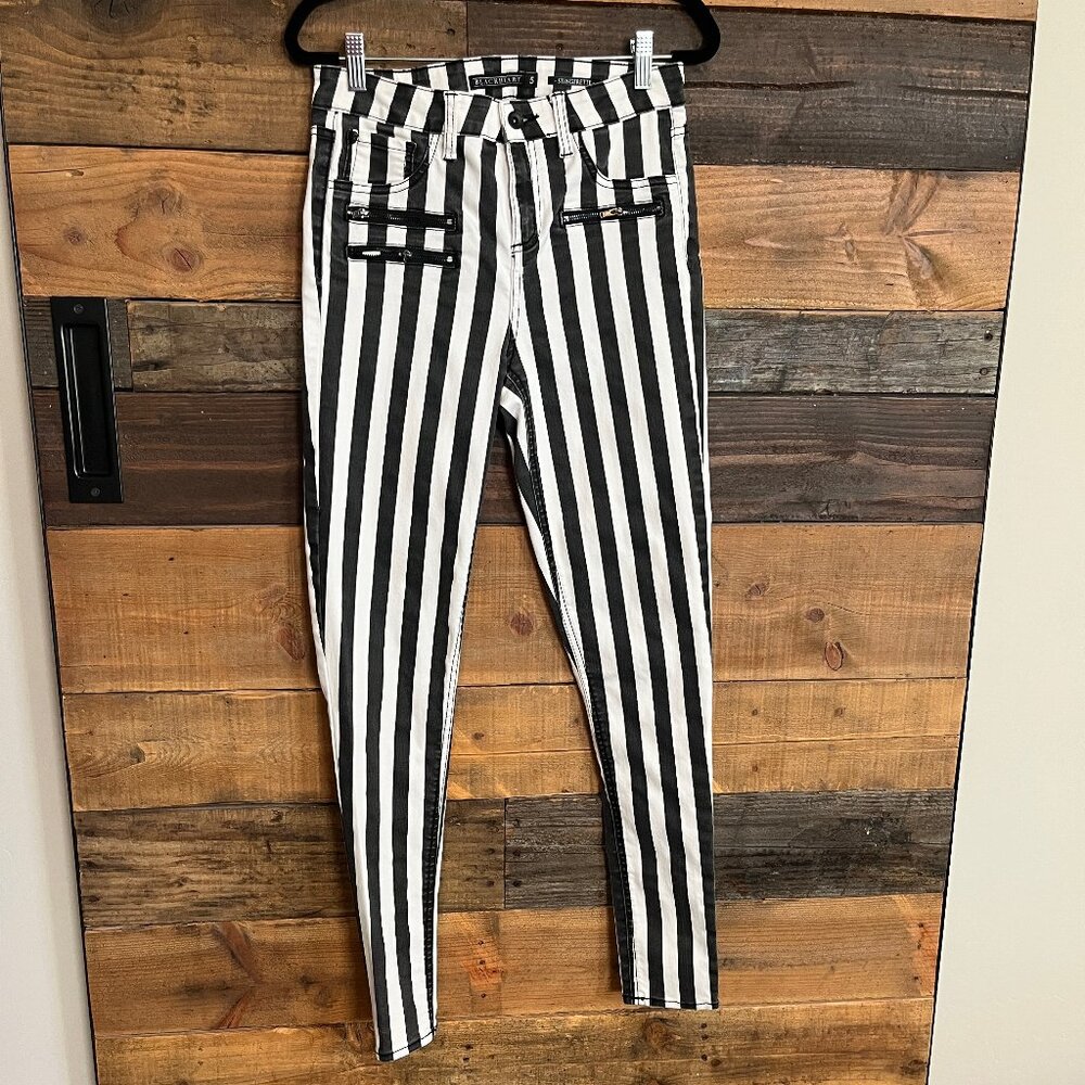 Blackheart Black & White Stripe Zippered Stingerette Women Jeans